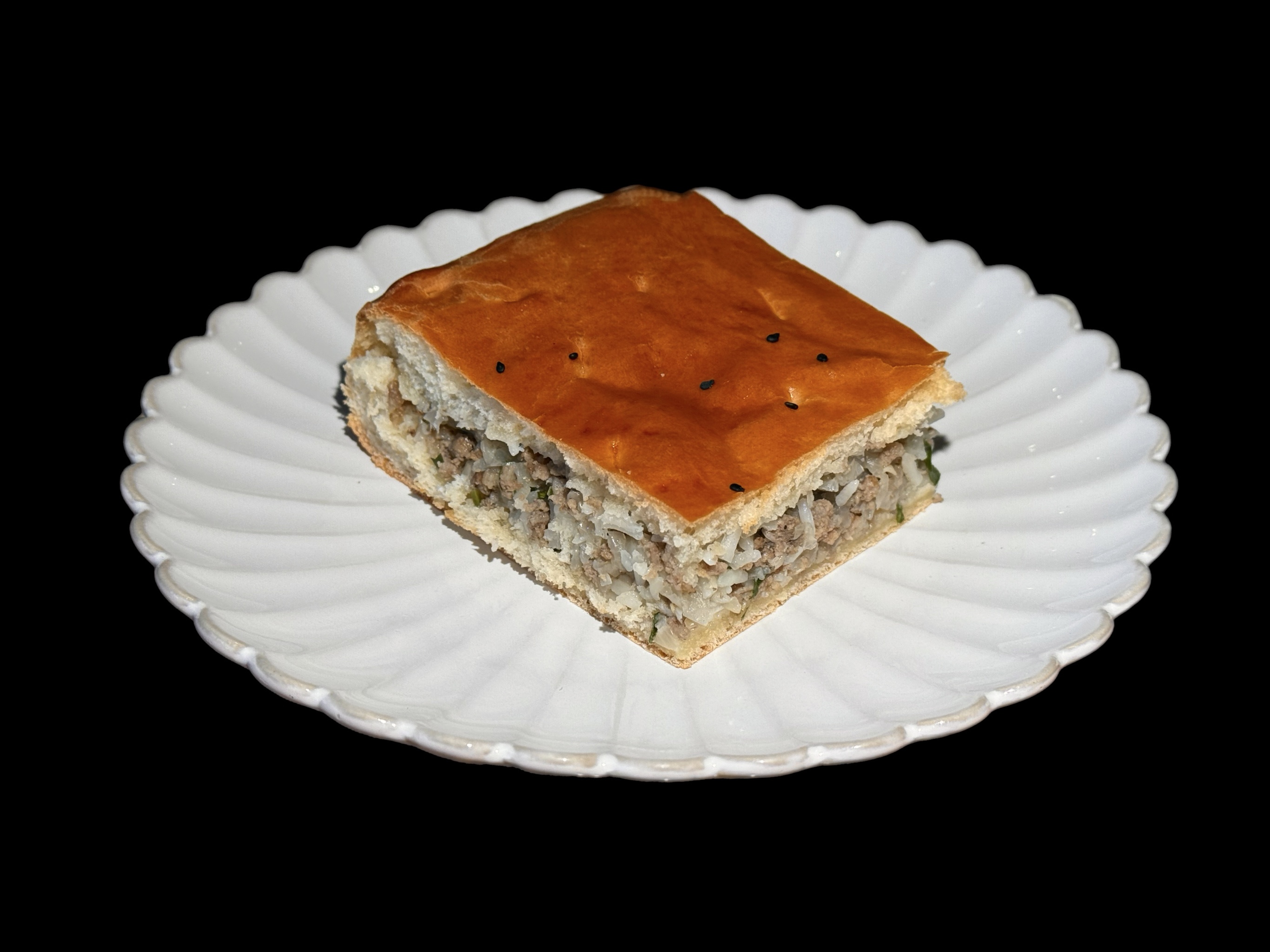 Пирог дрожжевой с мясом и рисом 1кг
